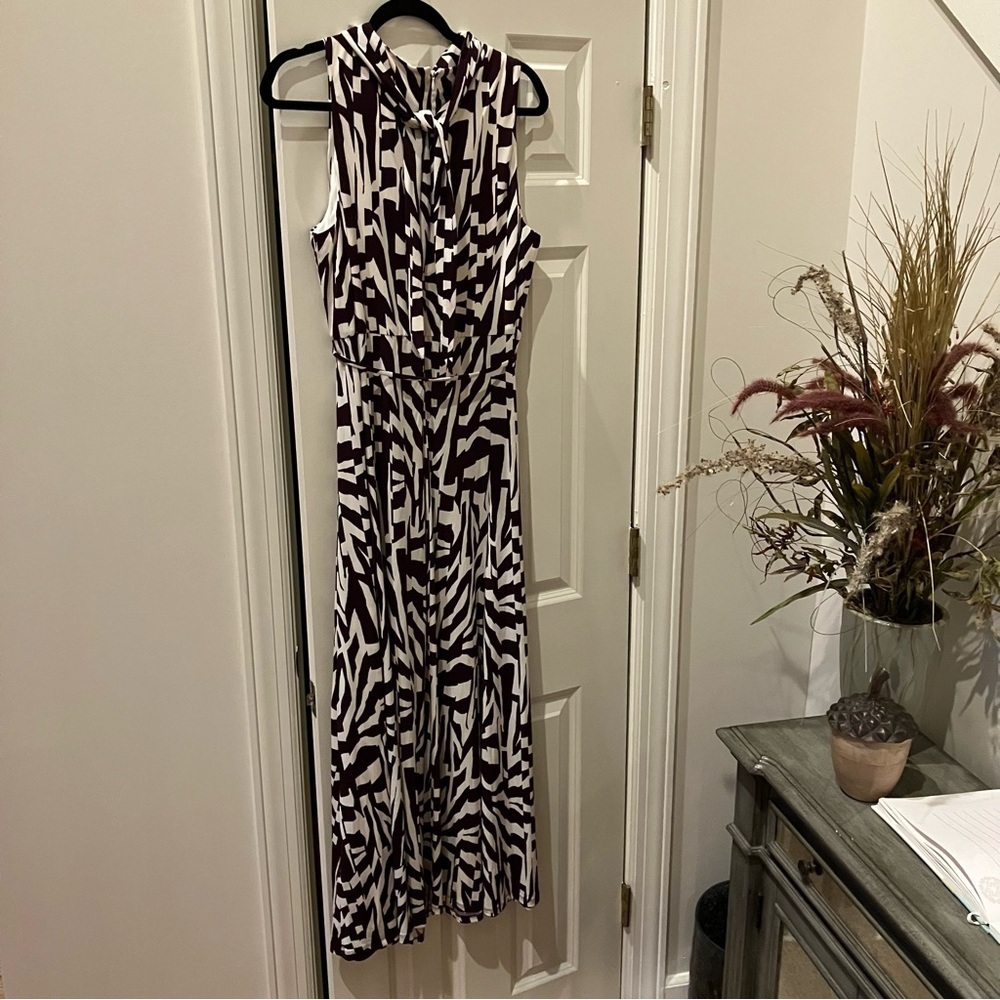 NWT Calvin Klein Eggplant and Cream Abstract Sleeveless Print Maxi Dress (XL) - Picture 5 of 12